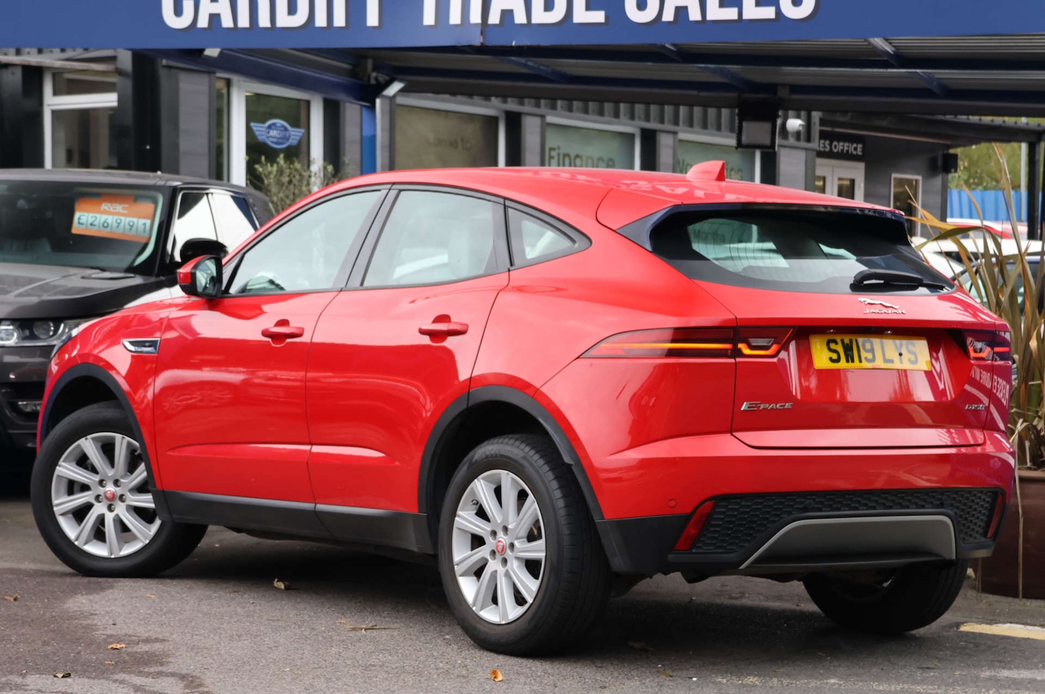 Used Jaguar E-Pace 2019 for sale - 76601434: Photo 14