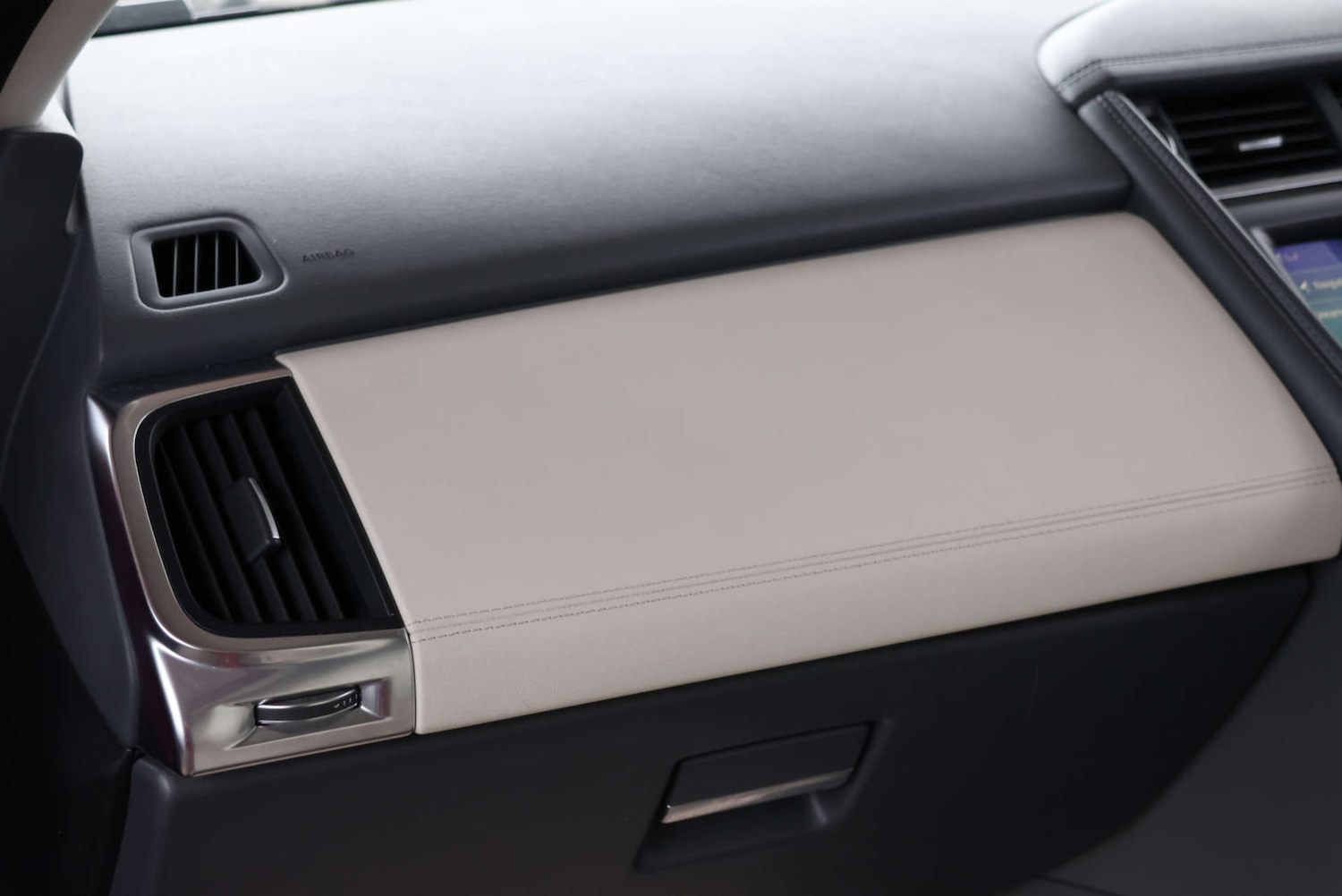 Used Jaguar E-Pace 2019 for sale - 76601434: Photo 15