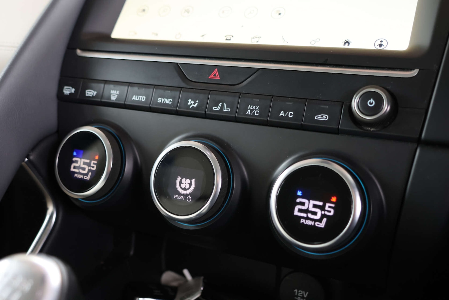 Used Jaguar E-Pace 2019 for sale - 76601434: Photo 28