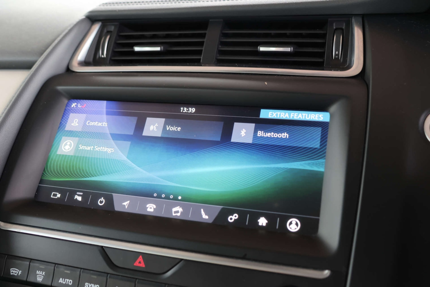 Used Jaguar E-Pace 2019 for sale - 76601434: Photo 32