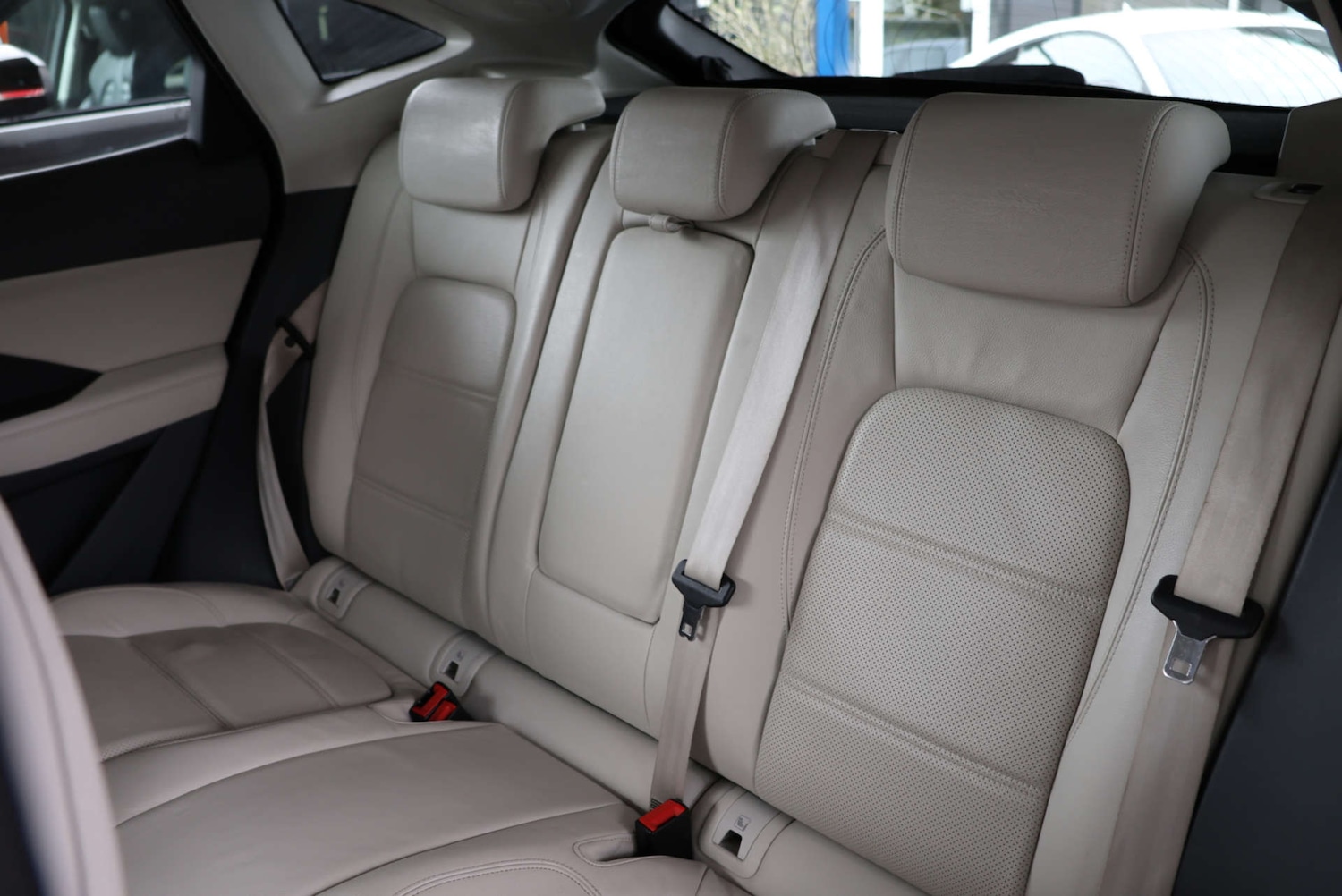 Used Jaguar E-Pace 2019 for sale - 76601434: Photo 8