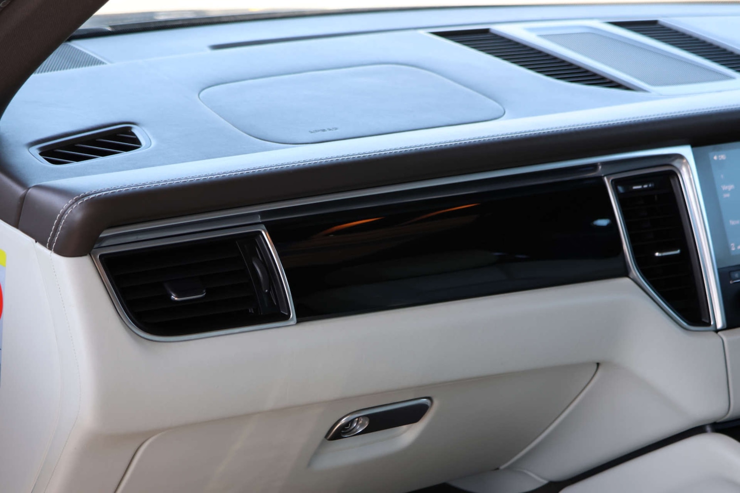 Used Porsche Macan 2017 for sale - 78108351: Photo 14