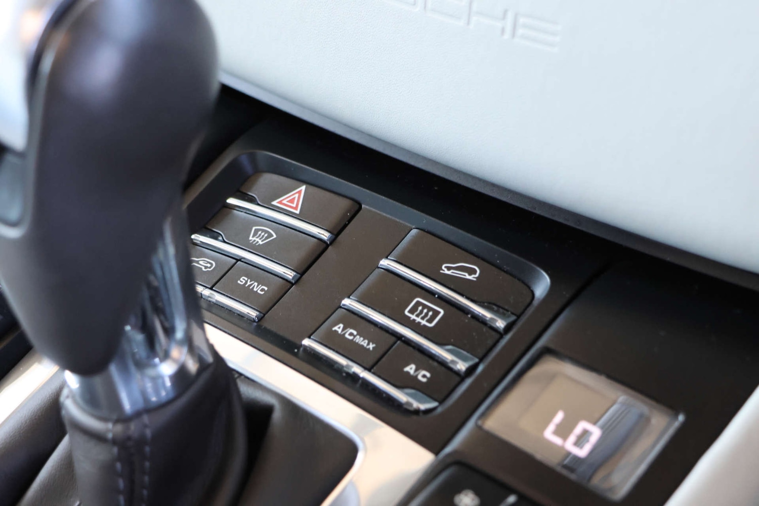 Used Porsche Macan 2017 for sale - 78108351: Photo 25