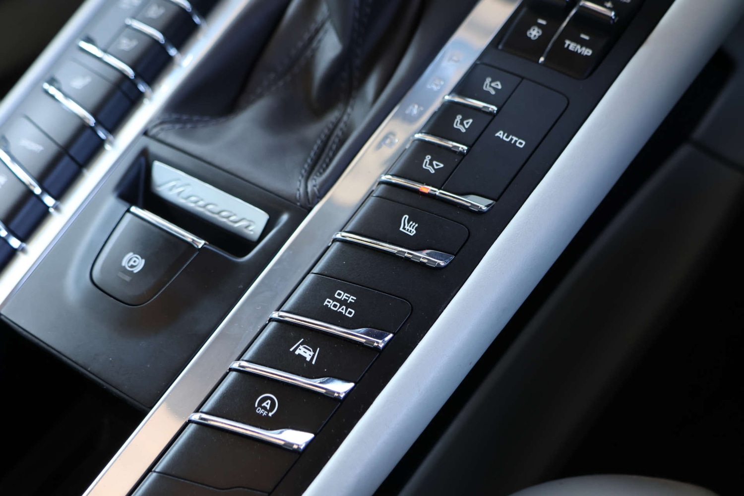 Used Porsche Macan 2017 for sale - 78108351: Photo 26