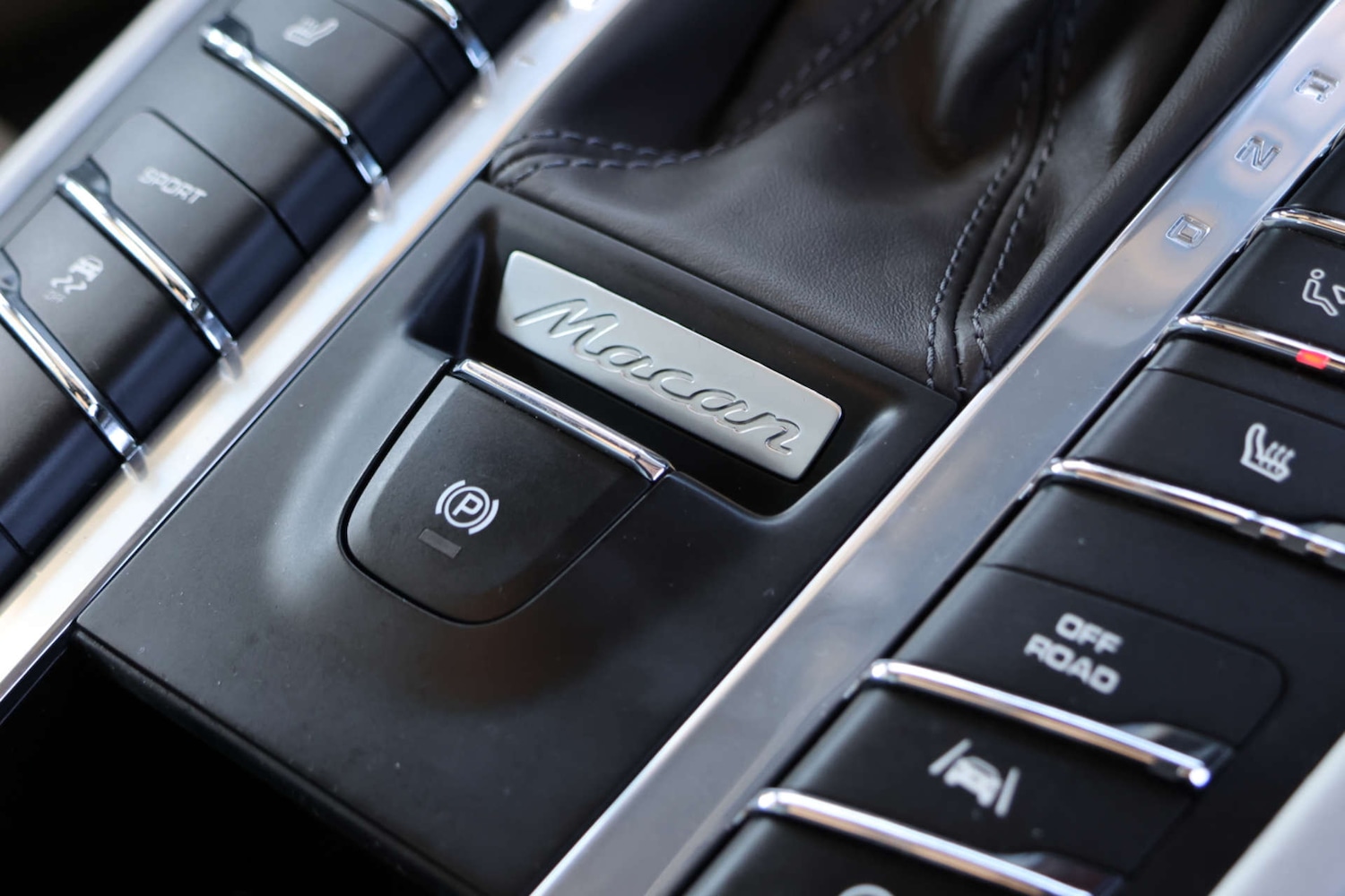 Used Porsche Macan 2017 for sale - 78108351: Photo 28