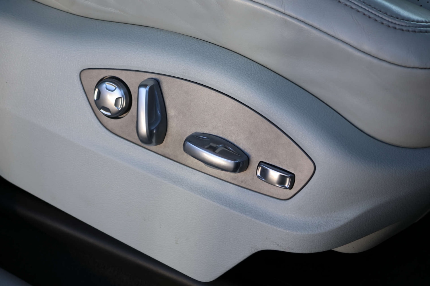 Used Porsche Macan 2017 for sale - 78108351: Photo 7