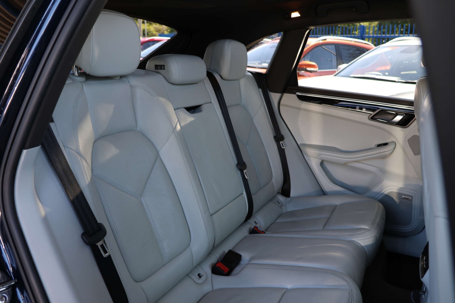 Used Porsche Macan 2017 for sale - 78108351: Photo 8