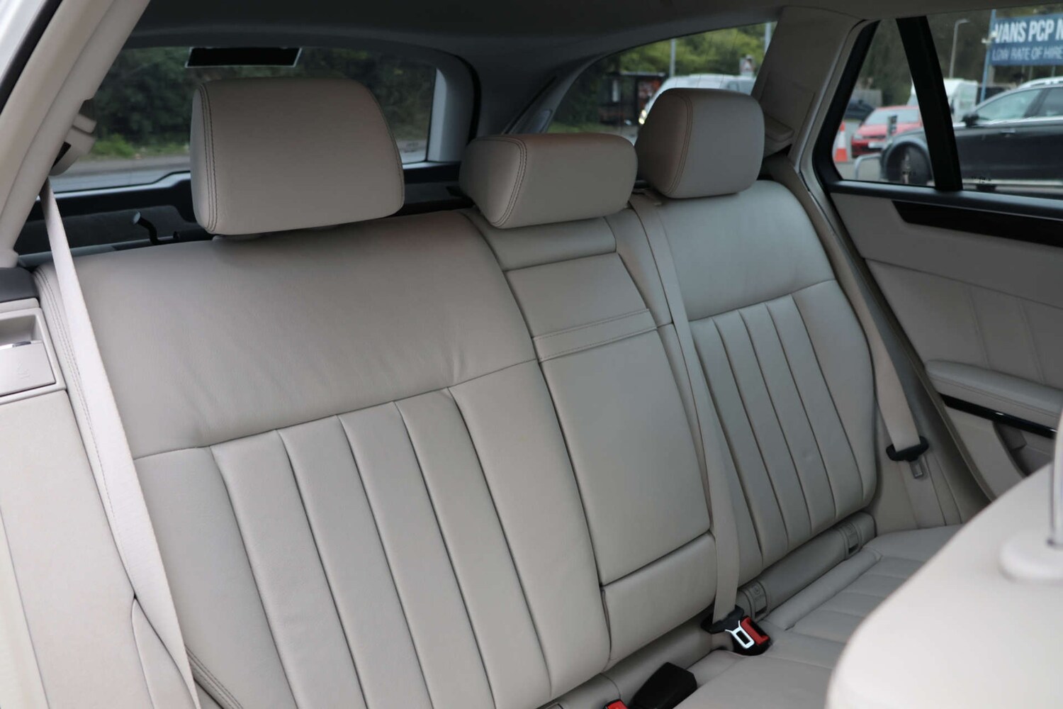 Used Mercedes-Benz E Class 2013 for sale - 78003809: Photo 7