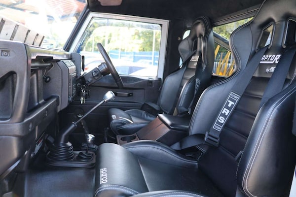 Used Land Rover Defender 2006 for sale - 76278563: Photo 10