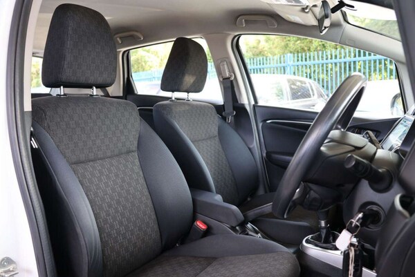 Used Honda Jazz 2017 for sale - 75819125: Photo 5