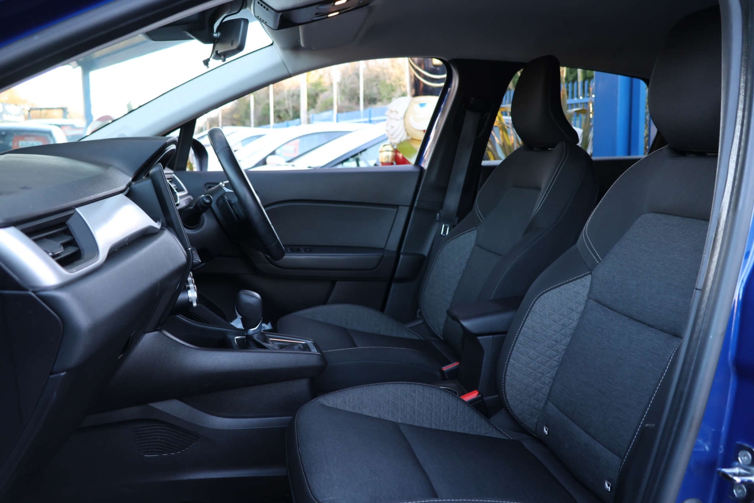 Used Renault Captur 2022 for sale - 76694835: Photo 9