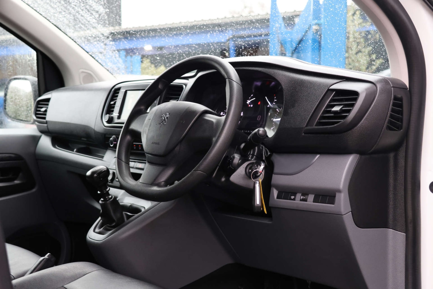 Used Peugeot Expert 2022 for sale - 77630700: Photo 4