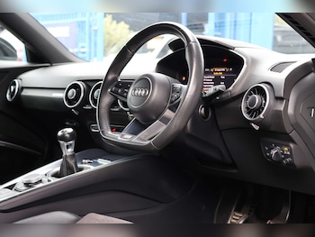 Used Audi TT 2018 for sale - 76601199: Photo