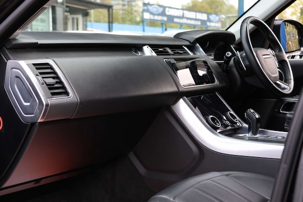 Used Land Rover Range Rover Sport 2018 for sale - 76278628: Photo 17