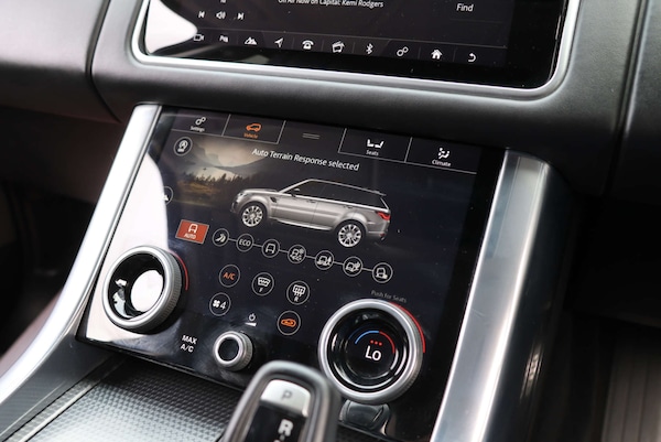 Used Land Rover Range Rover Sport 2018 for sale - 76278628: Photo 43
