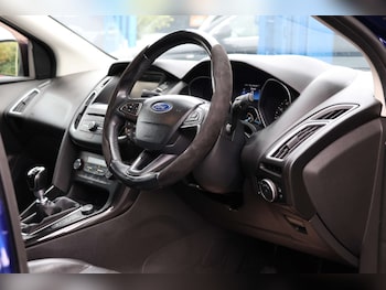 Used Ford Focus 2015 for sale - 76206213: Photo