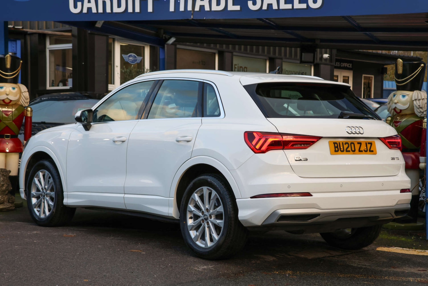 Used Audi Q3 2020 for sale - 76693625: Photo 12