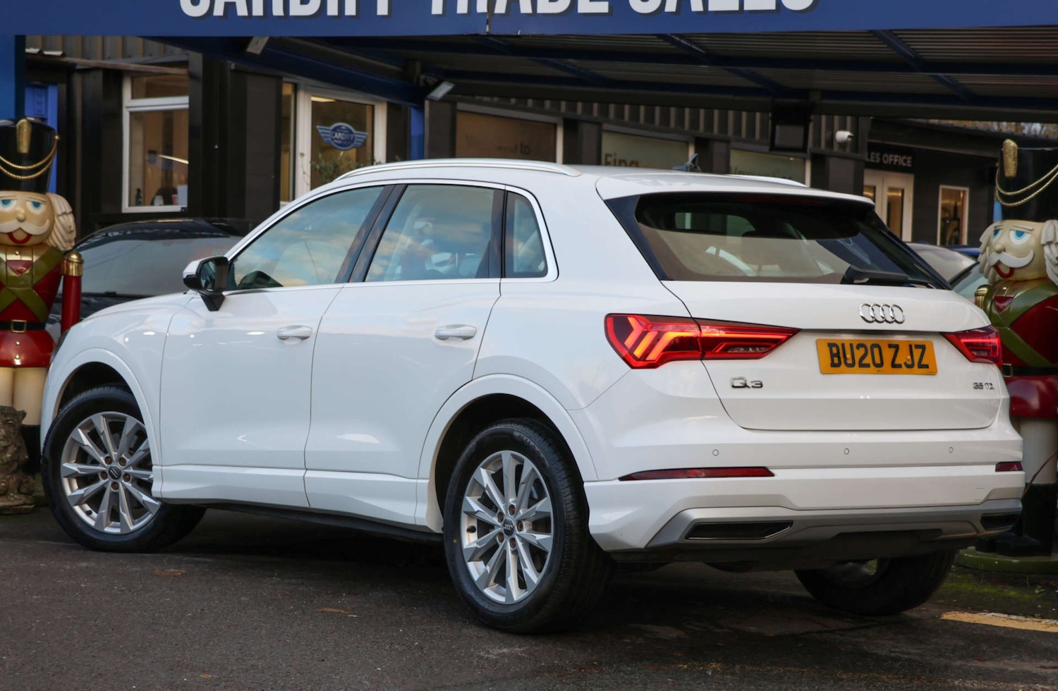 Used Audi Q3 2020 for sale - 76693625: Photo 13