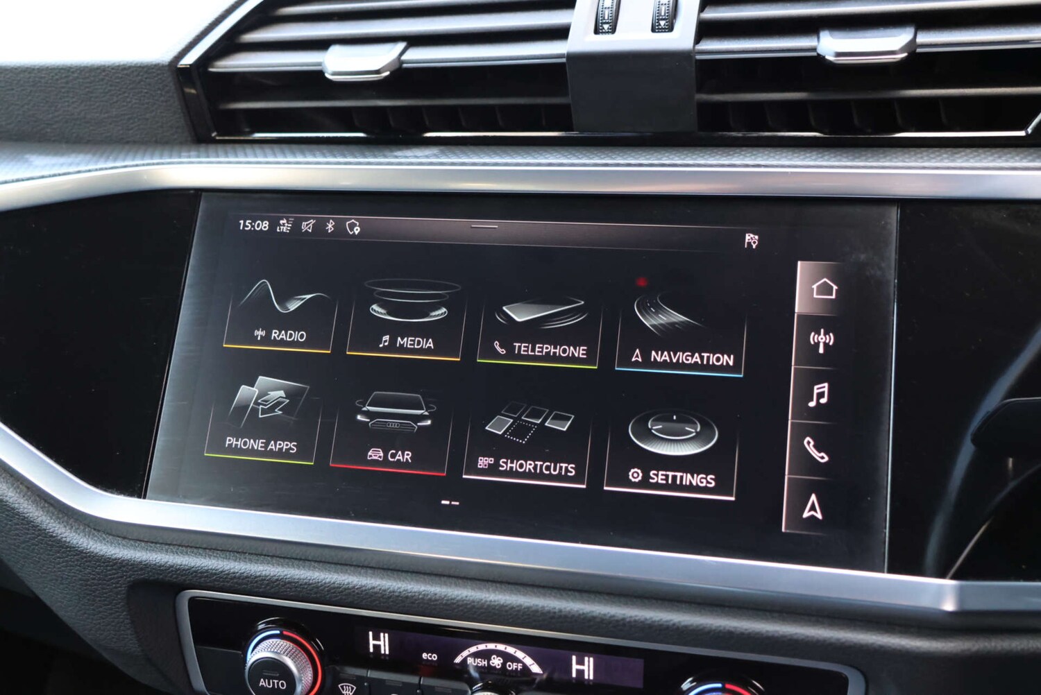 Used Audi Q3 2020 for sale - 76693625: Photo 23