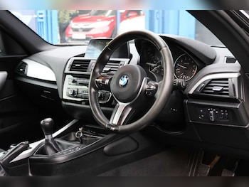 Used BMW 2 Series 2015 for sale - 76422551: Photo