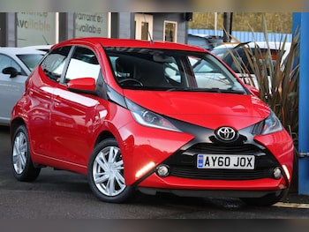 2015 - 1.0 VVT-i X-Pression 5dr x-shift