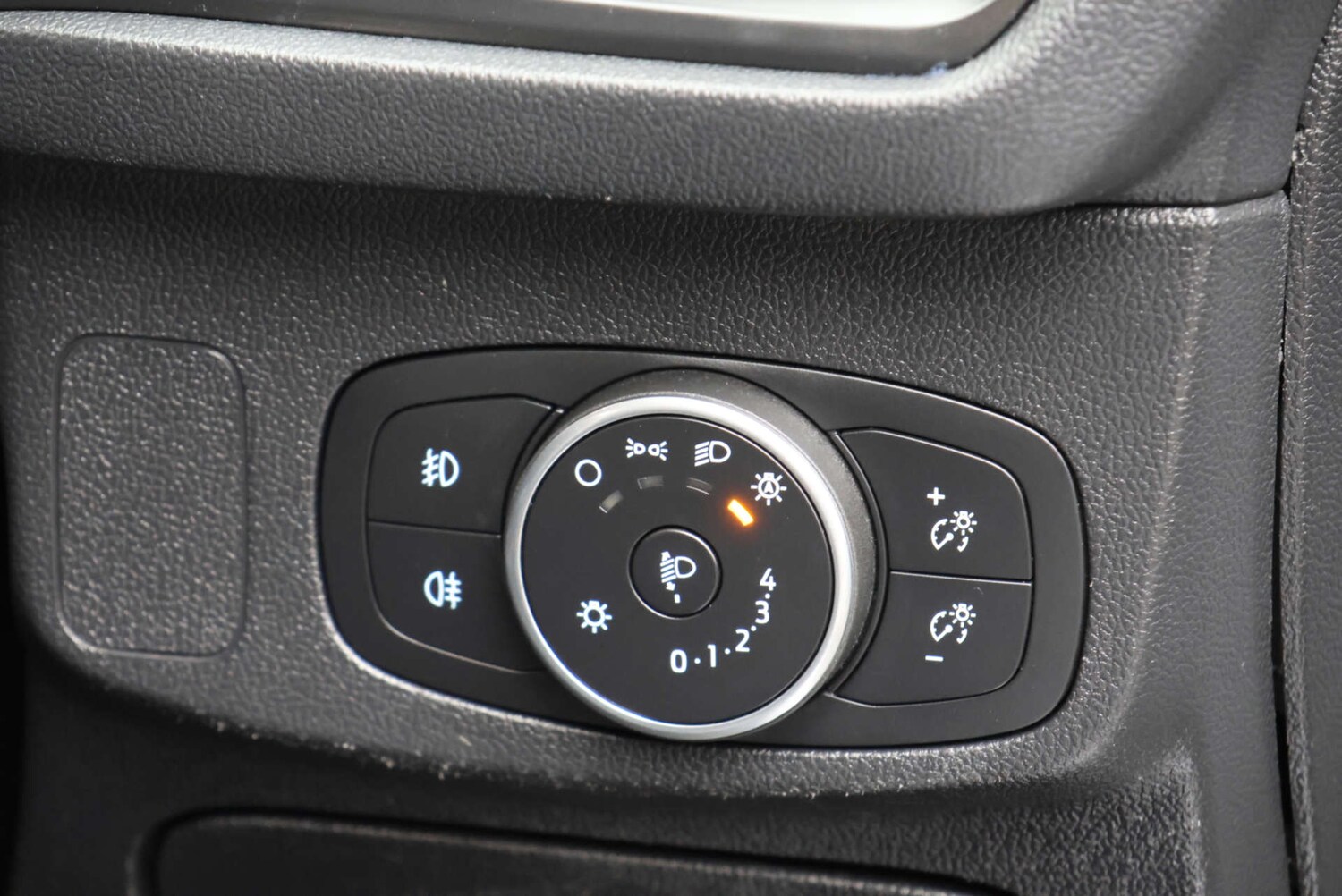 Used Ford Focus 2019 for sale - 76910582: Photo 18