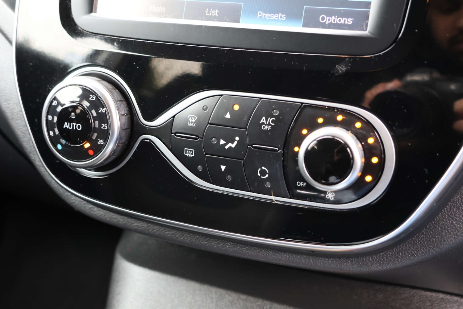 Used Renault Captur 2017 for sale - 77780906: Photo 21