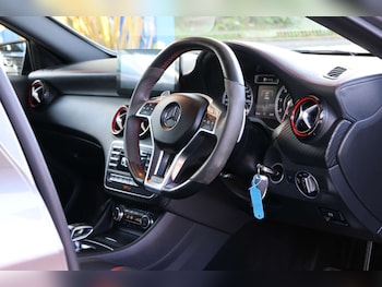 Used Mercedes-Benz A-Class 2015 for sale - 78615352: Photo