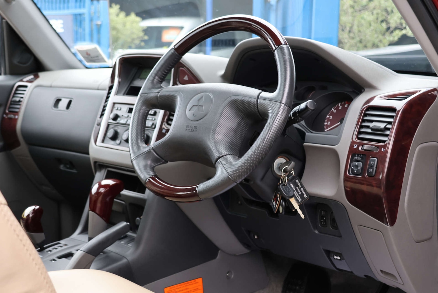 Used Mitsubishi Shogun 1995 for sale - 76601428: Photo 5