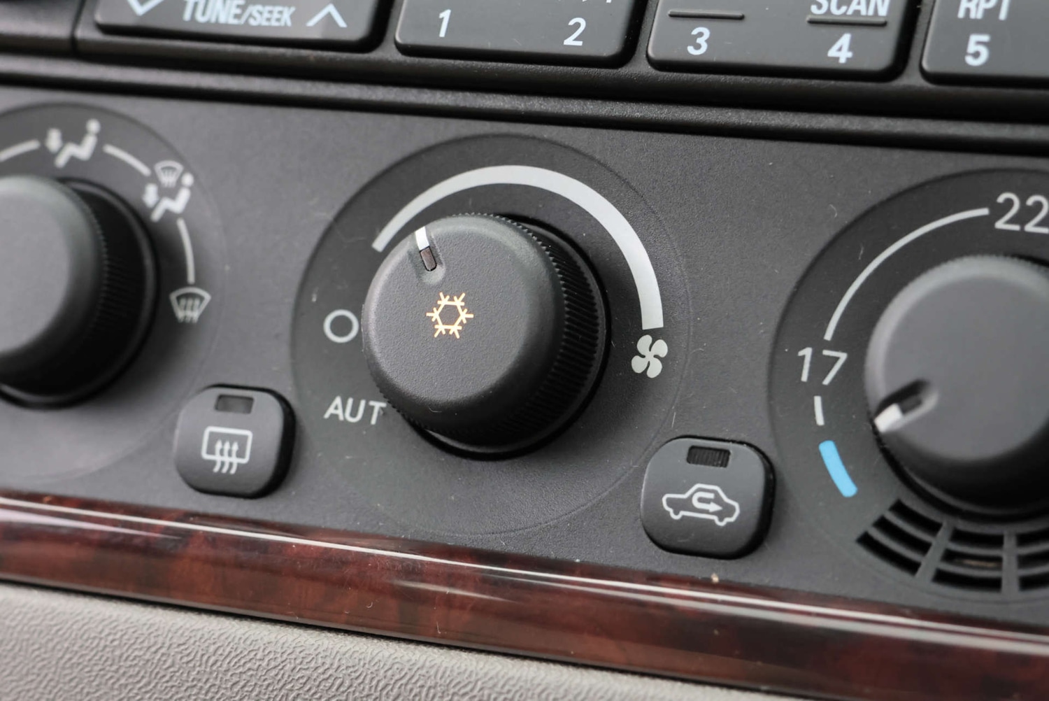 Used Mitsubishi Shogun 1995 for sale - 76601428: Photo 56