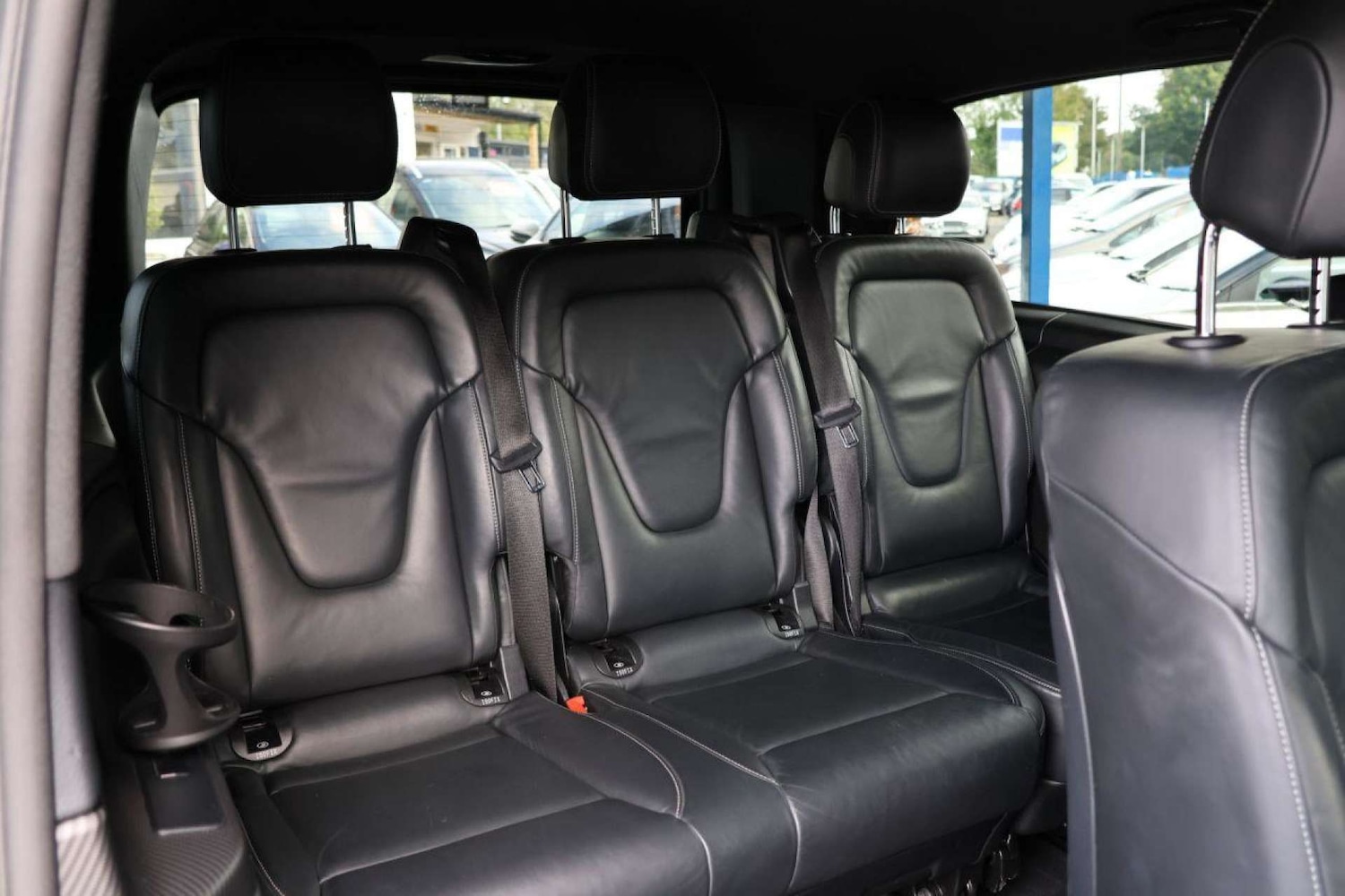 Used Mercedes-Benz V-Class 2019 for sale - 76363913: Photo 10