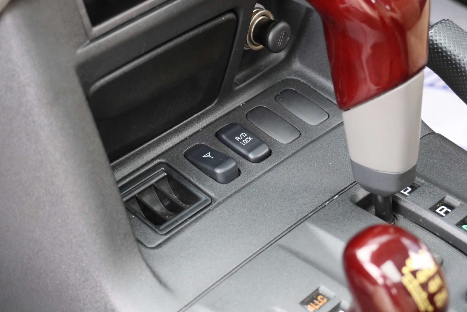 Used Mitsubishi Shogun 1995 for sale - 76395511: Photo 48