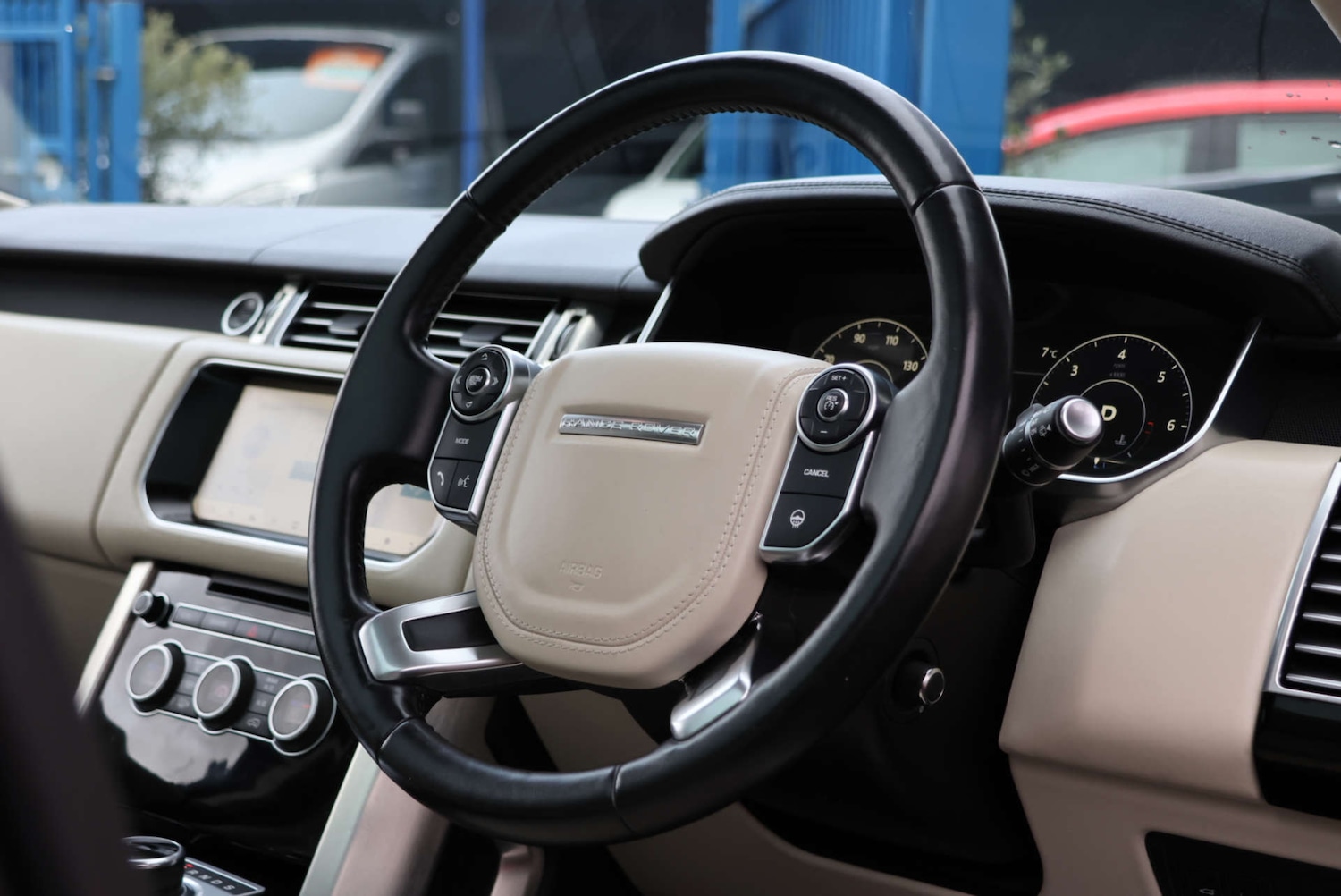 Used Land Rover Range Rover 2017 for sale - 77301728: Photo 28