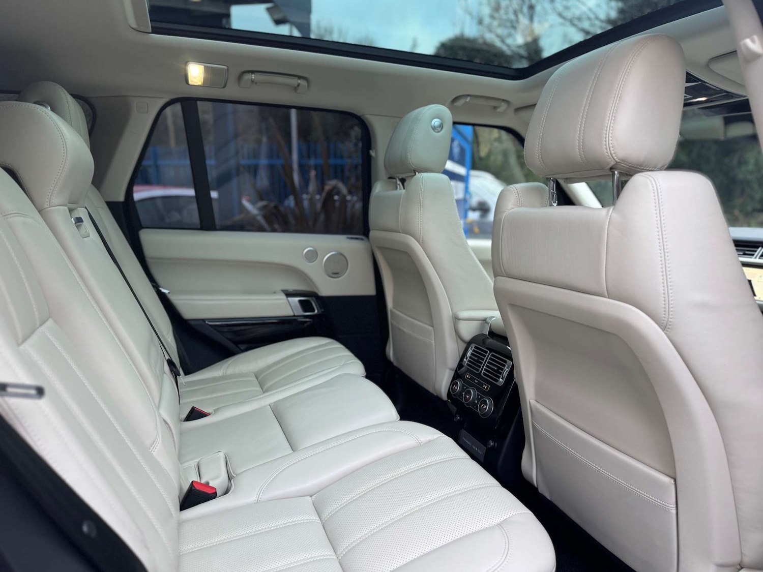 Used Land Rover Range Rover 2017 for sale - 77301728: Photo 3