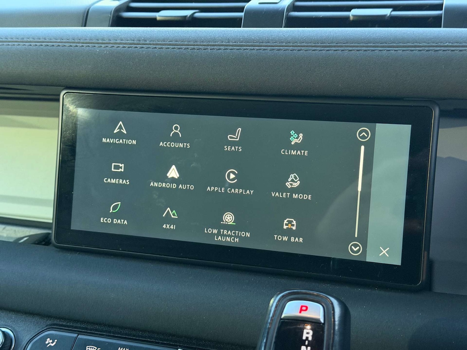 Used Land Rover Defender 2021 for sale - 77227793: Photo 9