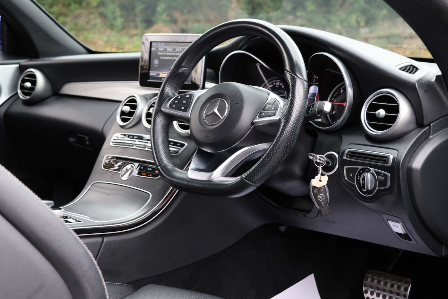 Used Mercedes-Benz C Class 2016 for sale - 76290970: Photo 4