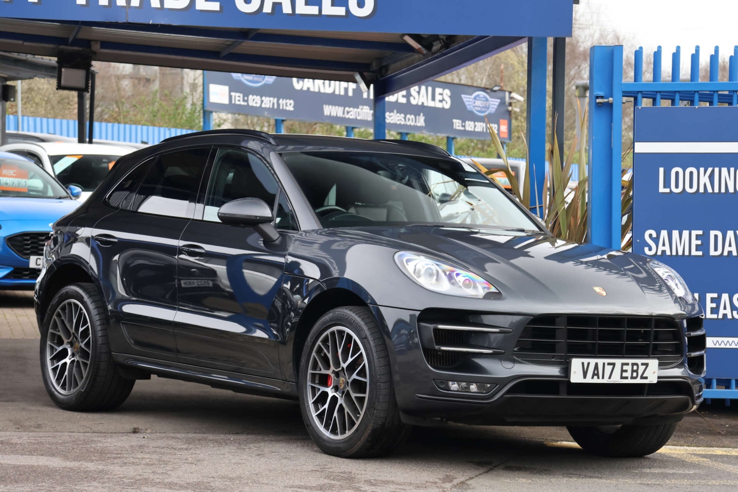 Used Porsche Macan 2017 for sale - 77990030: Photo 2