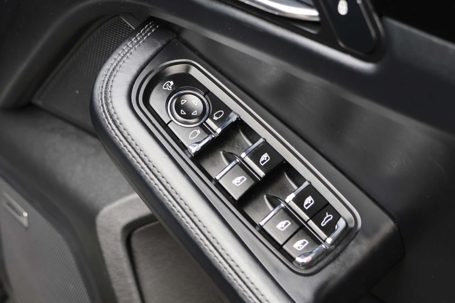 Used Porsche Macan 2017 for sale - 77990030: Photo 23