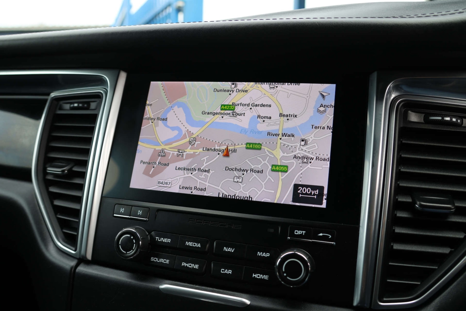 Used Porsche Macan 2017 for sale - 77990030: Photo 36