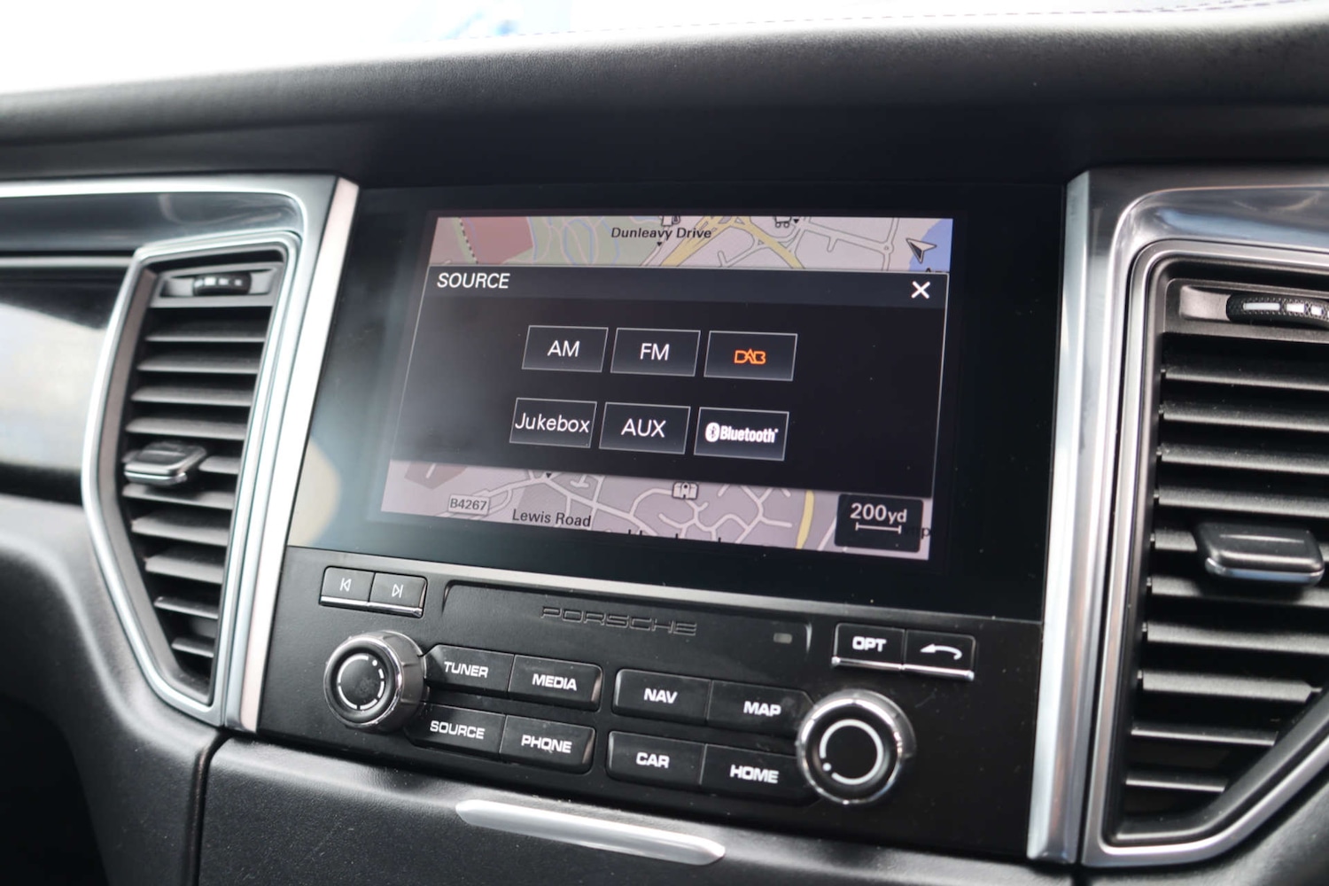 Used Porsche Macan 2017 for sale - 77990030: Photo 37