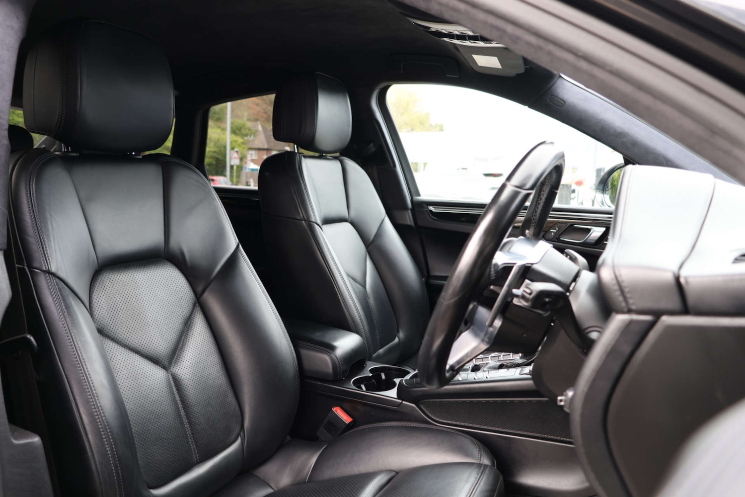 Used Porsche Macan 2017 for sale - 77990030: Photo 5