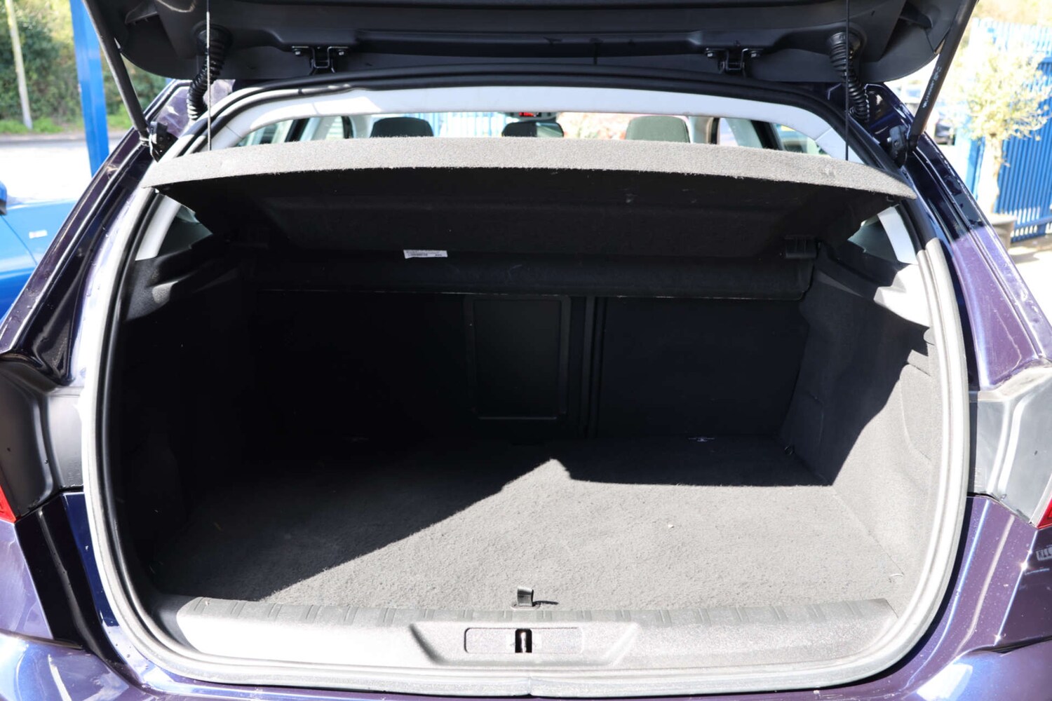 Used Peugeot 308 2018 for sale - 78111363: Photo 8