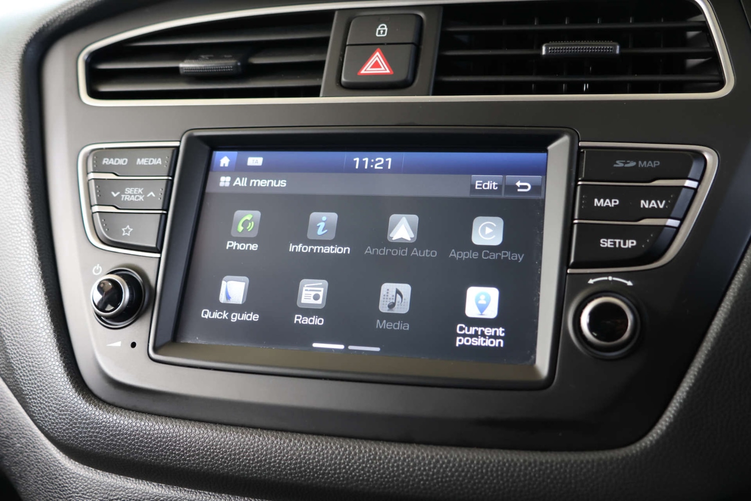 Used Hyundai i20 2019 for sale - 76363885: Photo 32