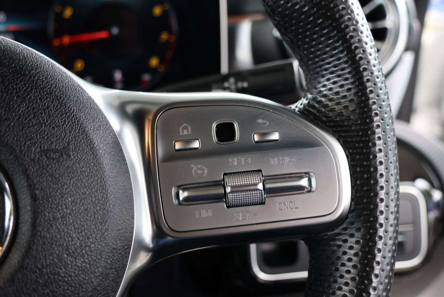 Used Mercedes-Benz CLA 2020 for sale - 76601006: Photo 30