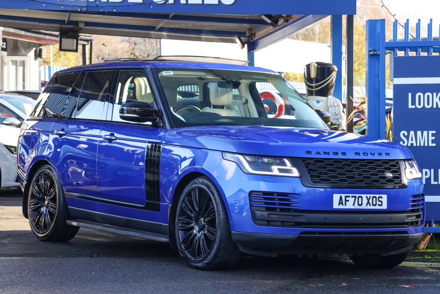 Used Land Rover Range Rover 2021 for sale - 76756917: Photo 2