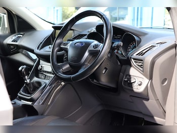 Used Ford Kuga 2016 for sale - 76278592: Photo 4