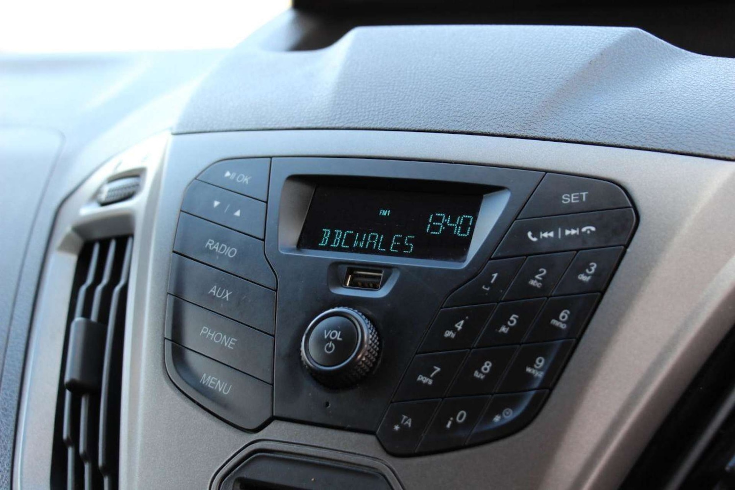 Used Ford Transit Custom 2016 for sale - 76601076: Photo 21