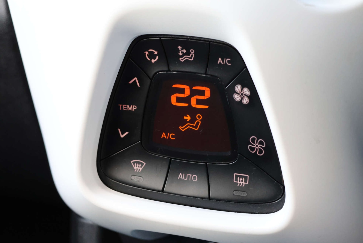 Used Citroen C1 2015 for sale - 76520314: Photo 14