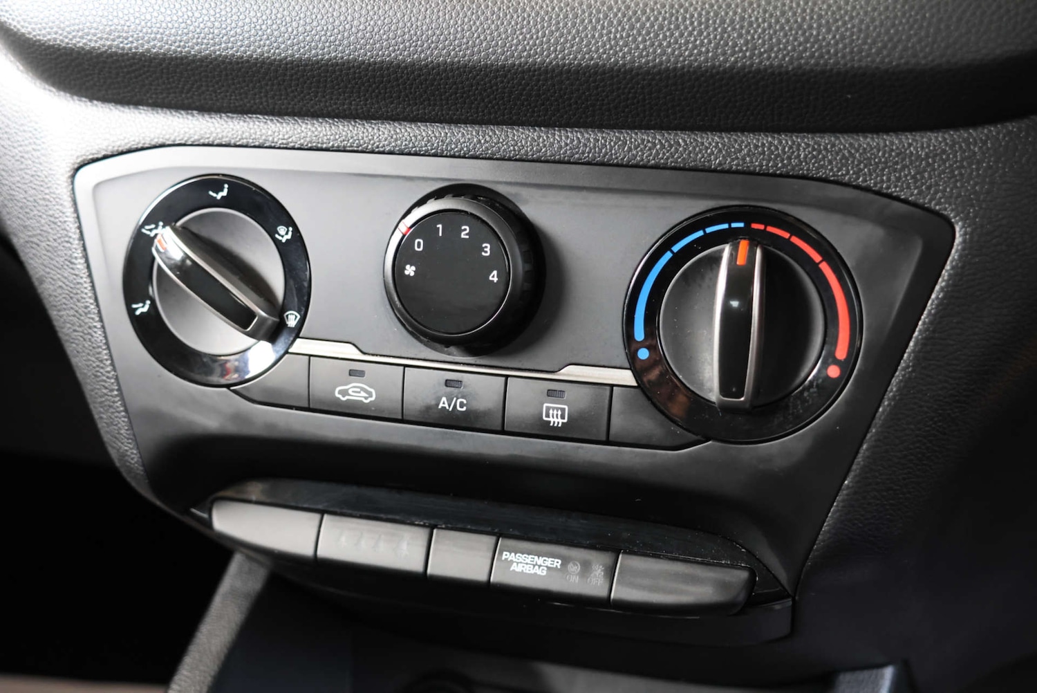 Used Hyundai i20 2019 for sale - 76600558: Photo 27