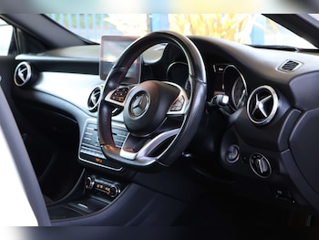 Used Mercedes-Benz GLA 2016 for sale - 79009931: Photo